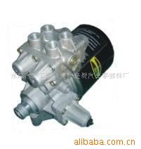汽车空气干燥器的工作原理